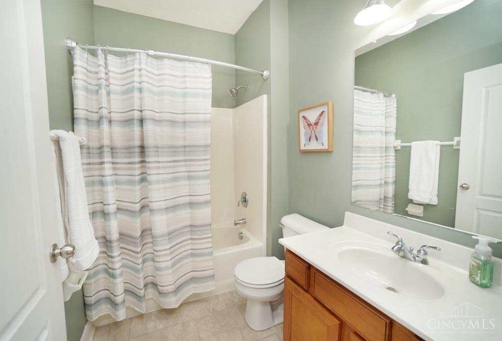 3942 Irwin Simpson Road Mason, OH 45040 - Photo 27 of 48 Gallery Image 27