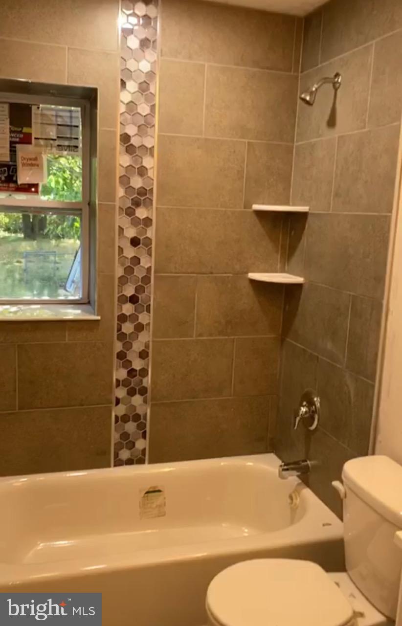 3 West Upper Ferry Road Trenton, NJ 08628 - Photo 6 of 17 Gallery Image 6