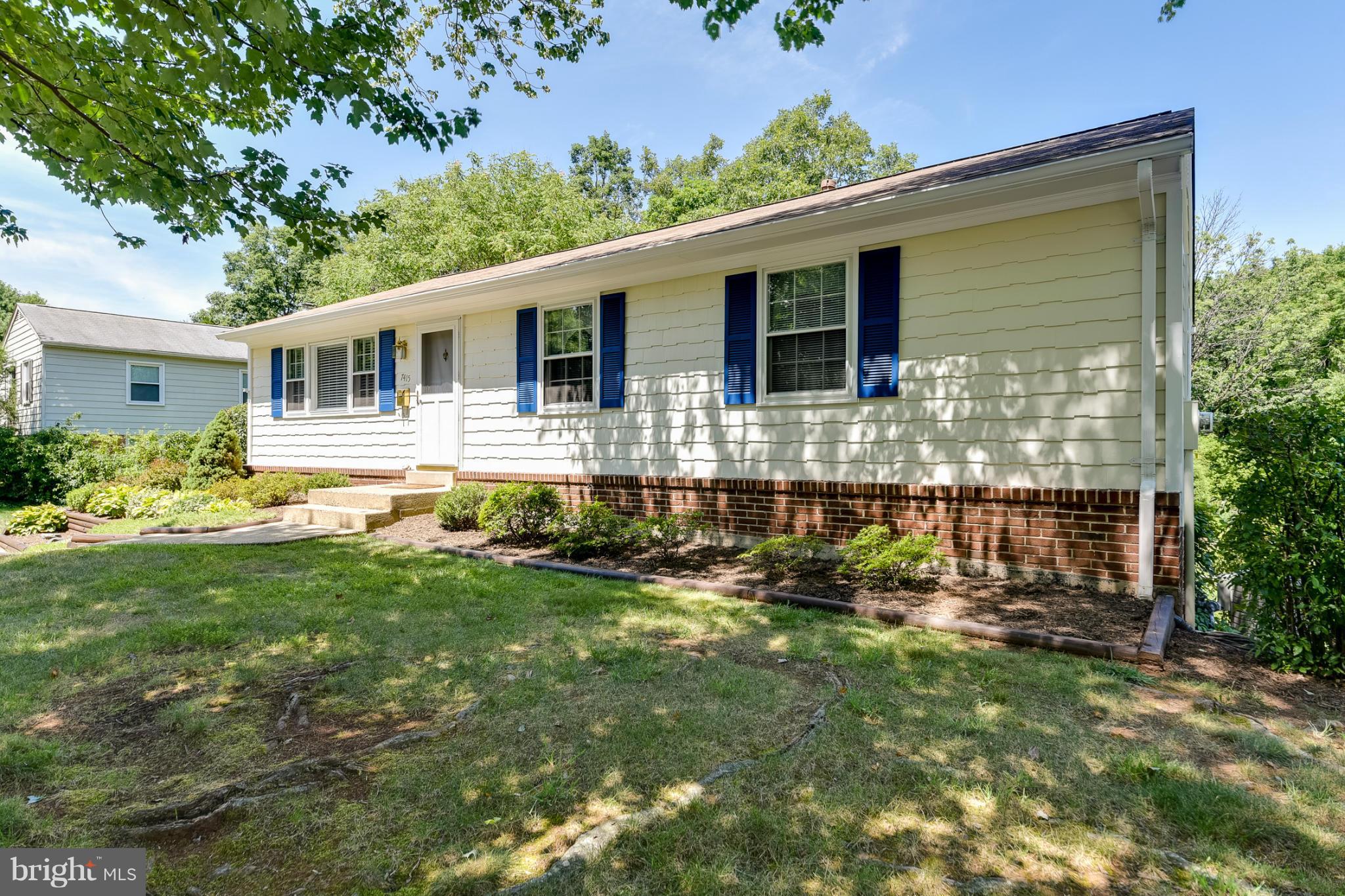 7415 Castle Road Manassas, VA 20109 - Photo 1 of 30 Exterior (Front)