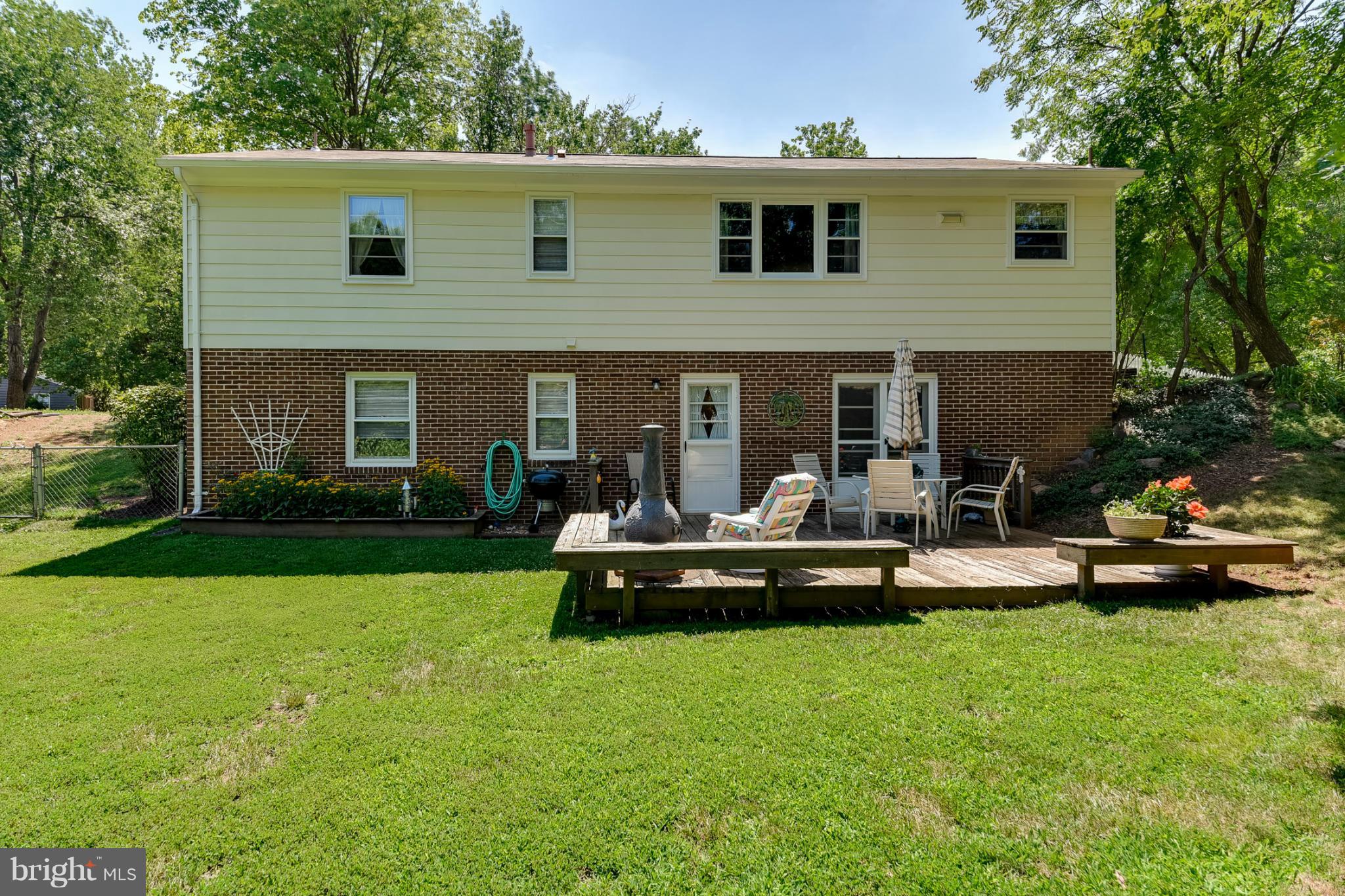 7415 Castle Road Manassas, VA 20109 - Photo 3 of 30 Exterior (General)