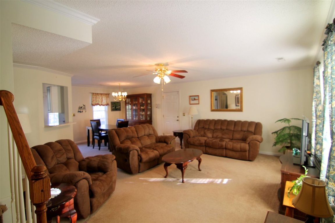 1008 Shadow Lane Anderson, SC 29625 - Photo 3 of 16 Gallery Image 3