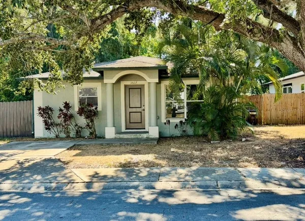 $2,500 | 3517 Bishop Eddie Newkirk Way, Tampa, FL 33605