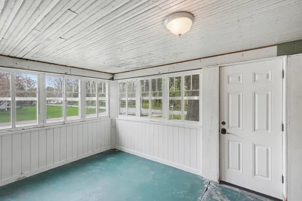 $185,000 | 282 West Washington Street, Newaygo, MI 49337