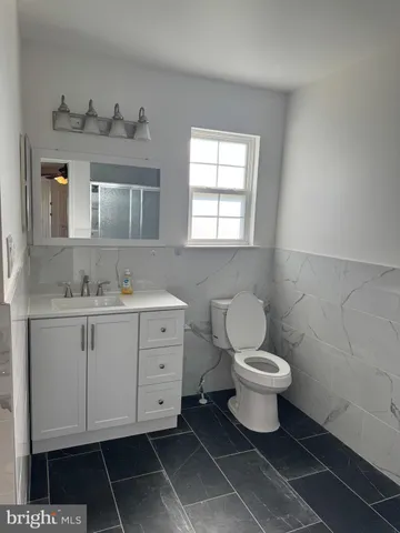 $2,650 | 168 Edge Avenue, New Castle, DE 19720