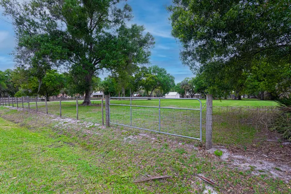 $4,500 | 17280 Hammock Lane, Port St. Lucie, FL 34987