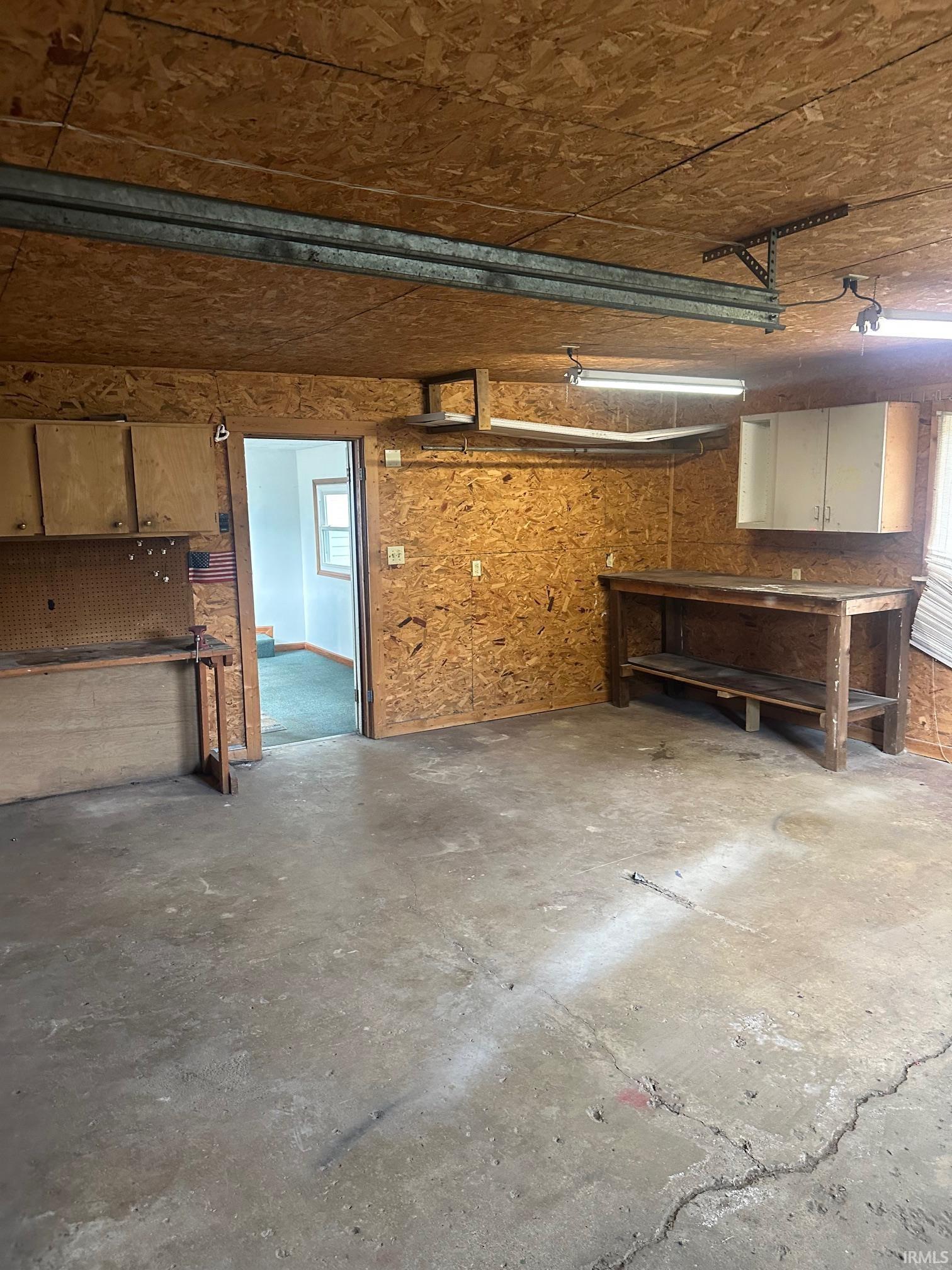 501 North Ludlow Road Muncie, IN 47304 - Photo 5 of 13