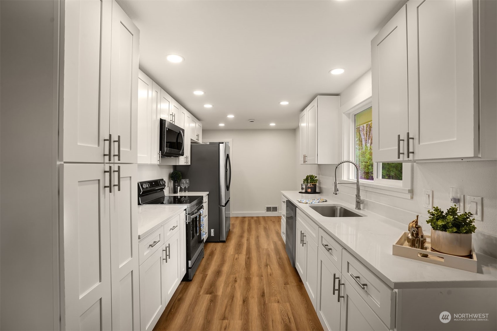 5912 86th Street Southwest Lakewood, WA 98499 - Photo 11 of 30