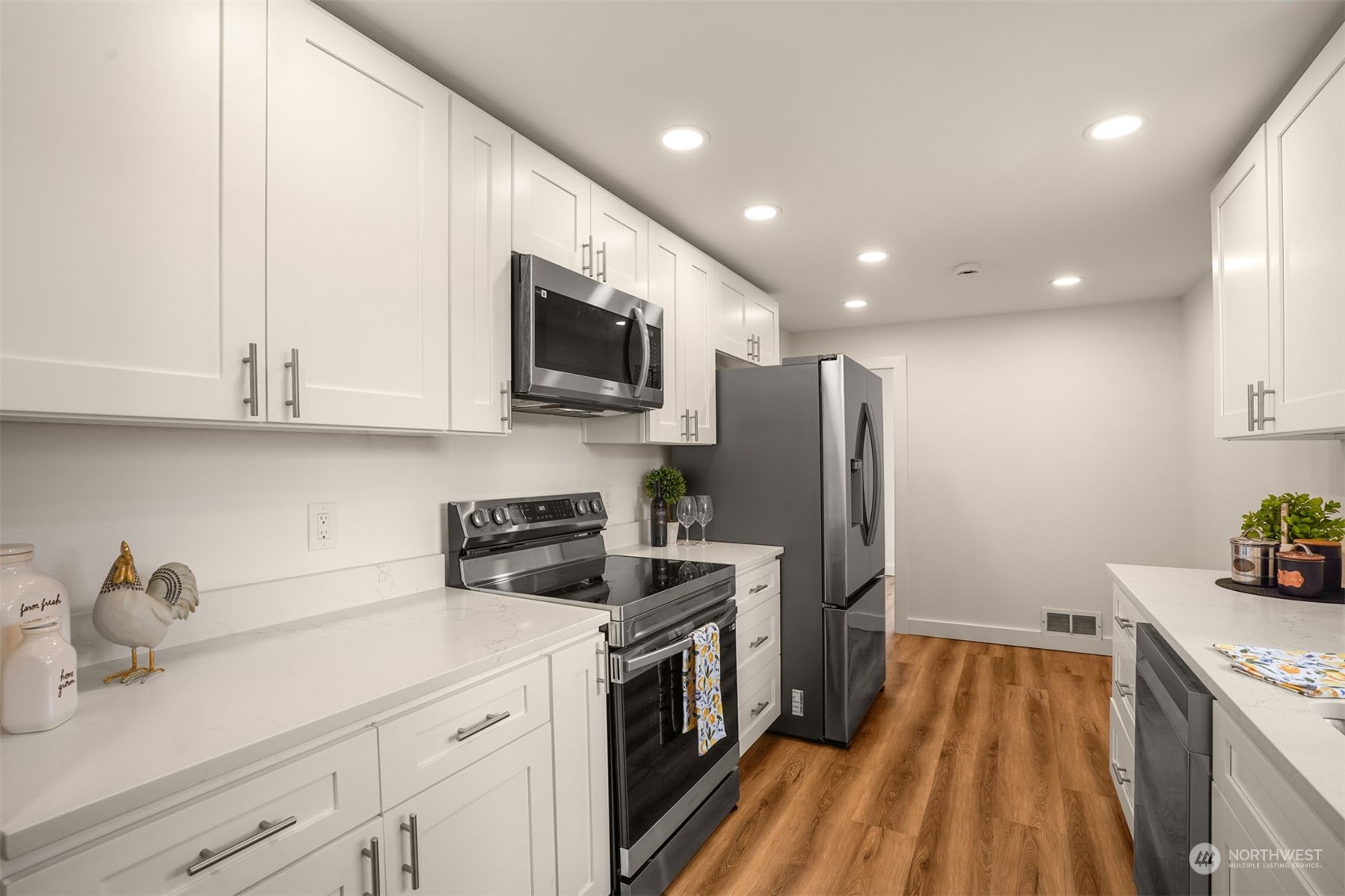 5912 86th Street Southwest Lakewood, WA 98499 - Photo 12 of 30