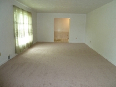 753 Bonbrook Mill Road Rocky Mount, VA 24151 - Photo 4 of 30 Living Room