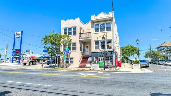 $1,900 | 3625 Winchester Avenue, Unit 3, Atlantic City, NJ 08401