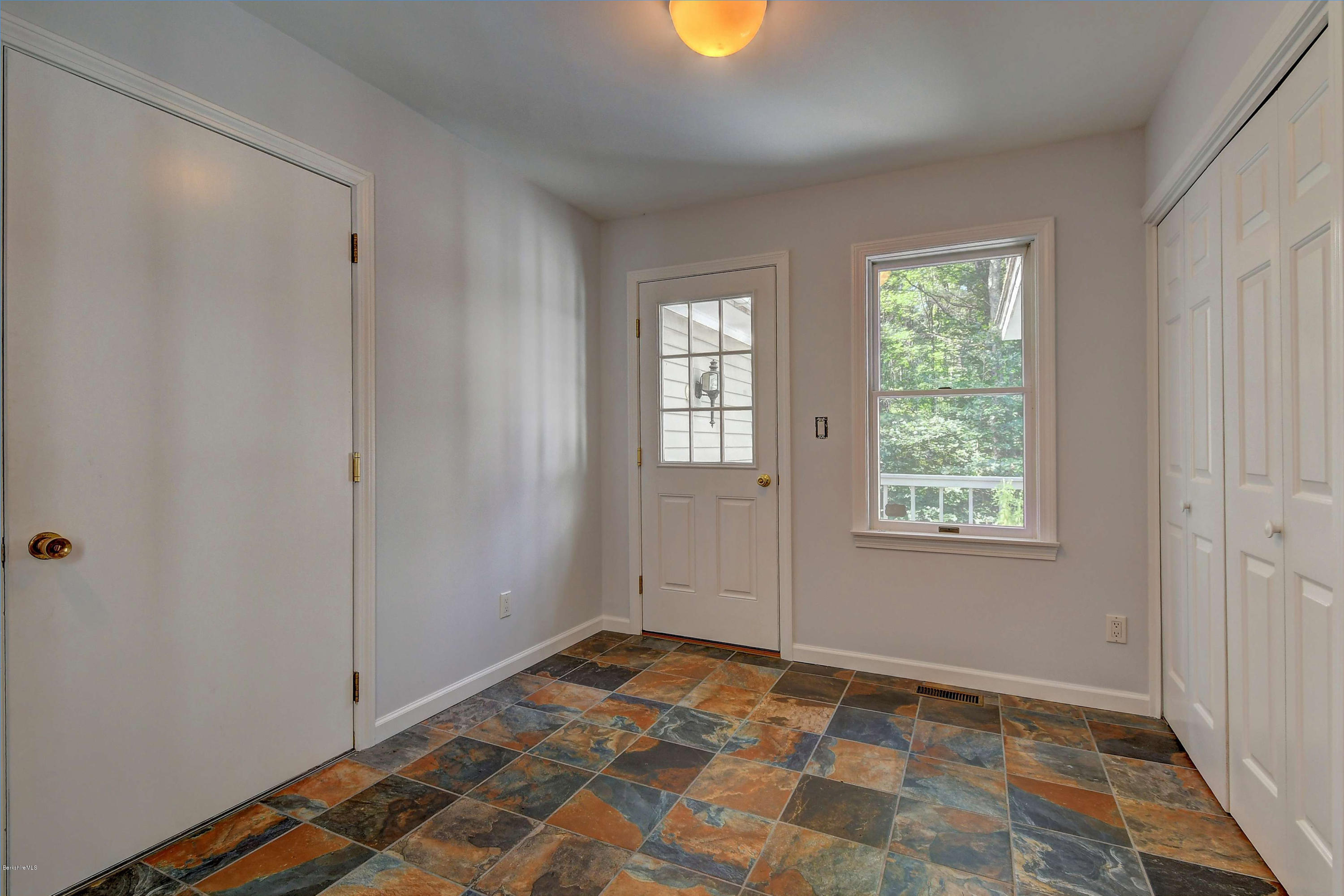 19 W Road Alford, MA 01230 - Photo 15 of 34 2525 Breezeway