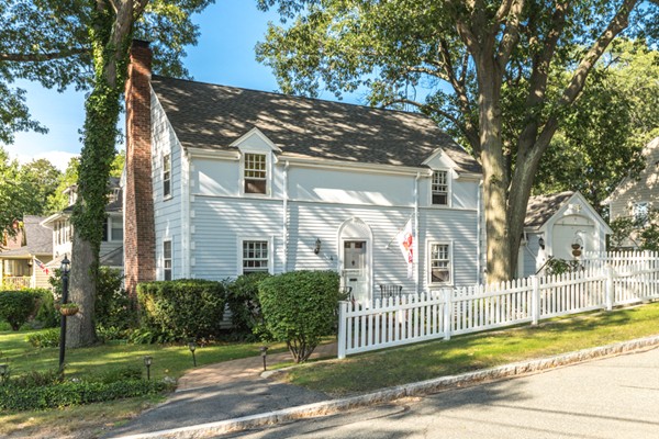 4 Conrad Road Melrose, MA 02176 - Photo 2 of 30 Gallery Image 2