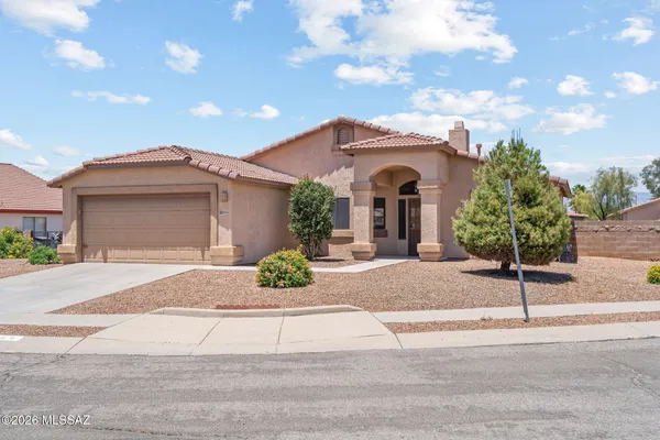$1,850 | 8969 East Martha Root Court, Tucson, AZ 85747