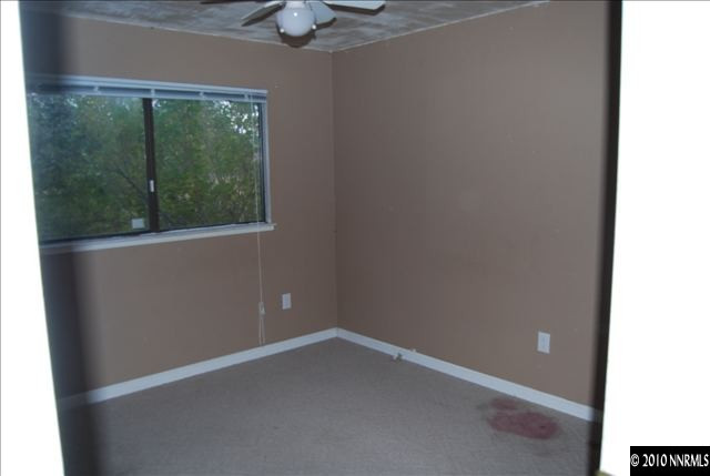8495 Mohawk Lane Reno, NV 89506 - Photo 3 of 13 Photo 3