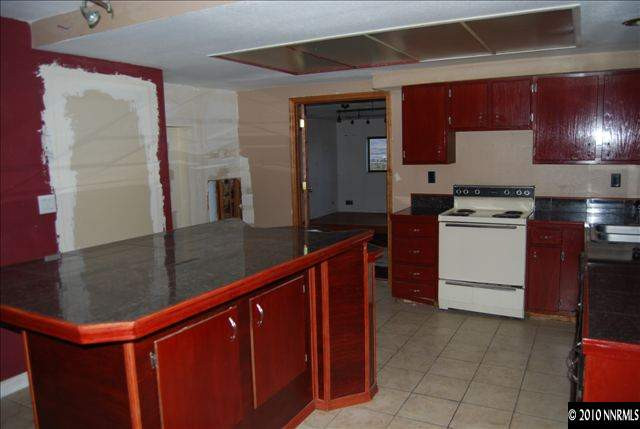 8495 Mohawk Lane Reno, NV 89506 - Photo 8 of 13 Photo 8
