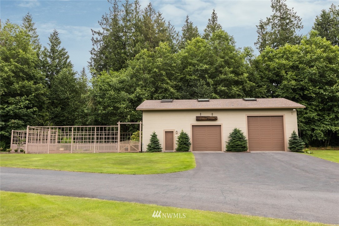 6823 Silvana Terrace Road Stanwood, WA 98292 - Photo 9 of 40 Gallery Image 9