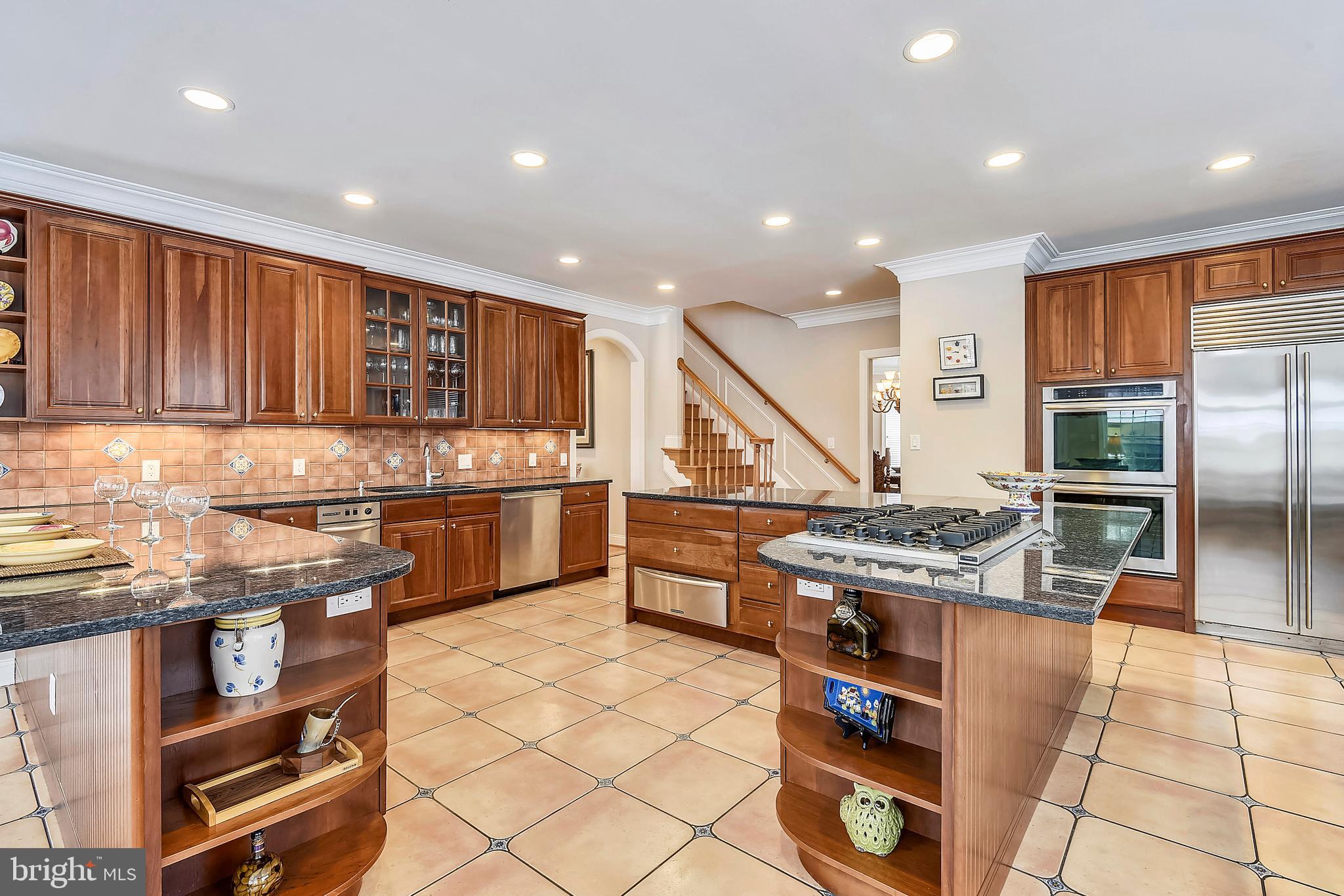 13610 Query Mill Road North Potomac, MD 20878 - Photo 8 of 60 Upgraded Kitchen with plenty of counter space