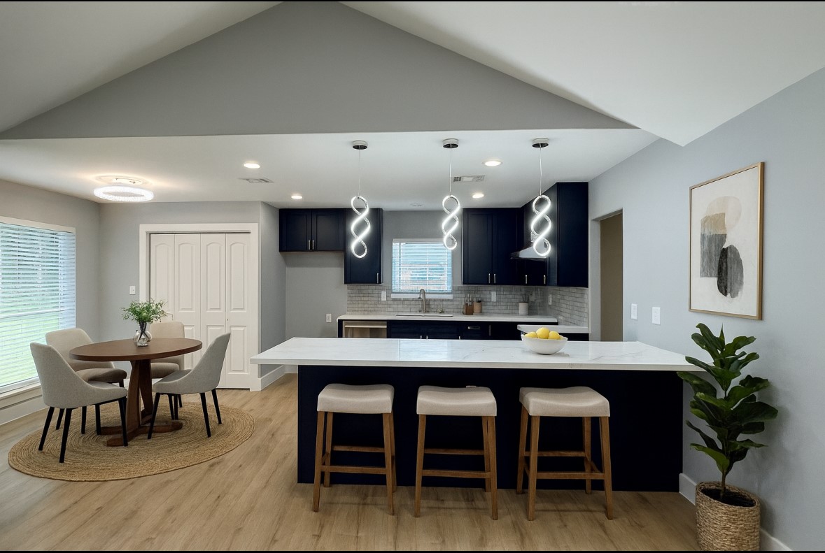 10934 Lilleux Road Houston, TX 77067 - Photo 4 of 27 a kitchen with a table and chairs in it