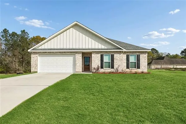 $334,900 | 85 Knoll Creek Drive, Carriere, MS 39426