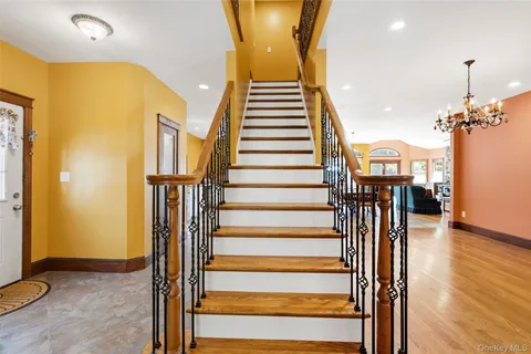 $899,990 | 2185 Sycamore Avenue, Ronkonkoma, NY 11779