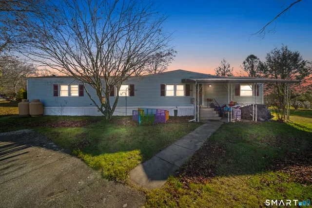 $84,990 | 252 Old Canterbury Turnpike, Norwich, CT 06360