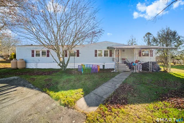 $84,990 | 252 Old Canterbury Turnpike, Norwich, CT 06360