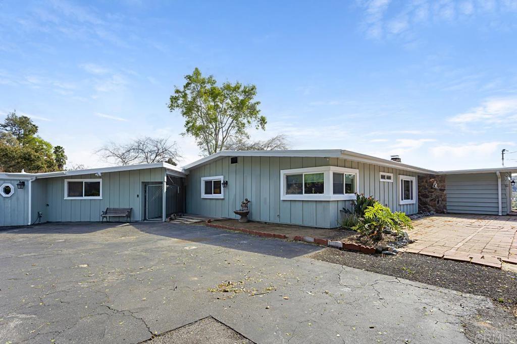353 Skyline Circle Fallbrook, CA 92028 - Photo 1 of 1 Gallery Image 1