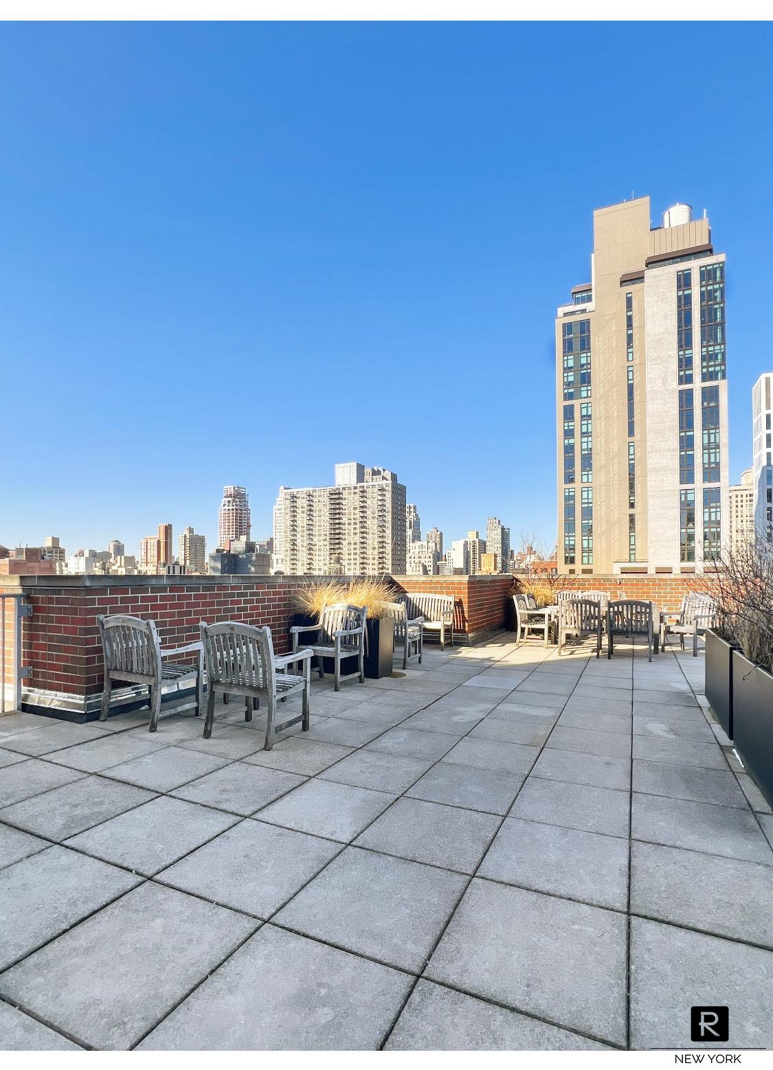 363 East 76th Street, Unit 8K Manhattan, NY 10021 - Photo 10 of 12 Roof Deck