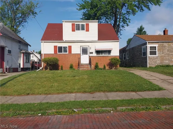 $1,750 | 4436 East 158th Street, Cleveland, OH 44128