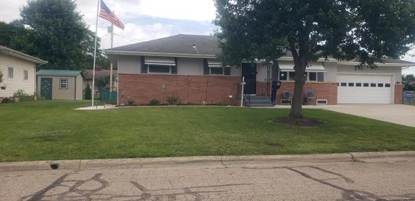 $349,500 | 340 Gary Street, Ashville, OH 43103