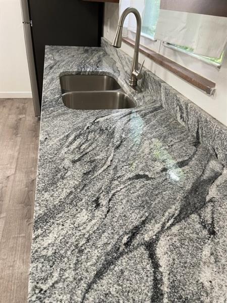 1356 Point View Street Pittsburgh, PA 15206 - Photo 12 of 32