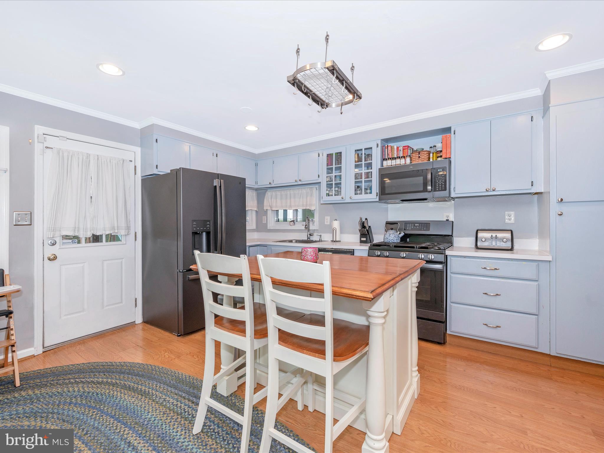 9814 Cottrell Terrace Silver Spring, MD 20903 - Photo 13 of 48 Kitchen