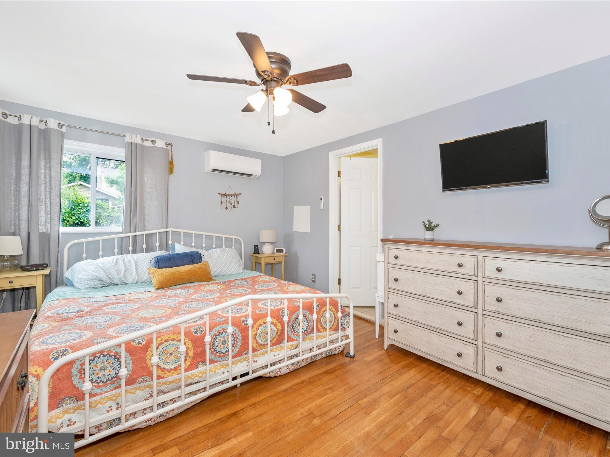 9814 Cottrell Terrace Silver Spring, MD 20903 - Photo 26 of 48 Primary Bedroom