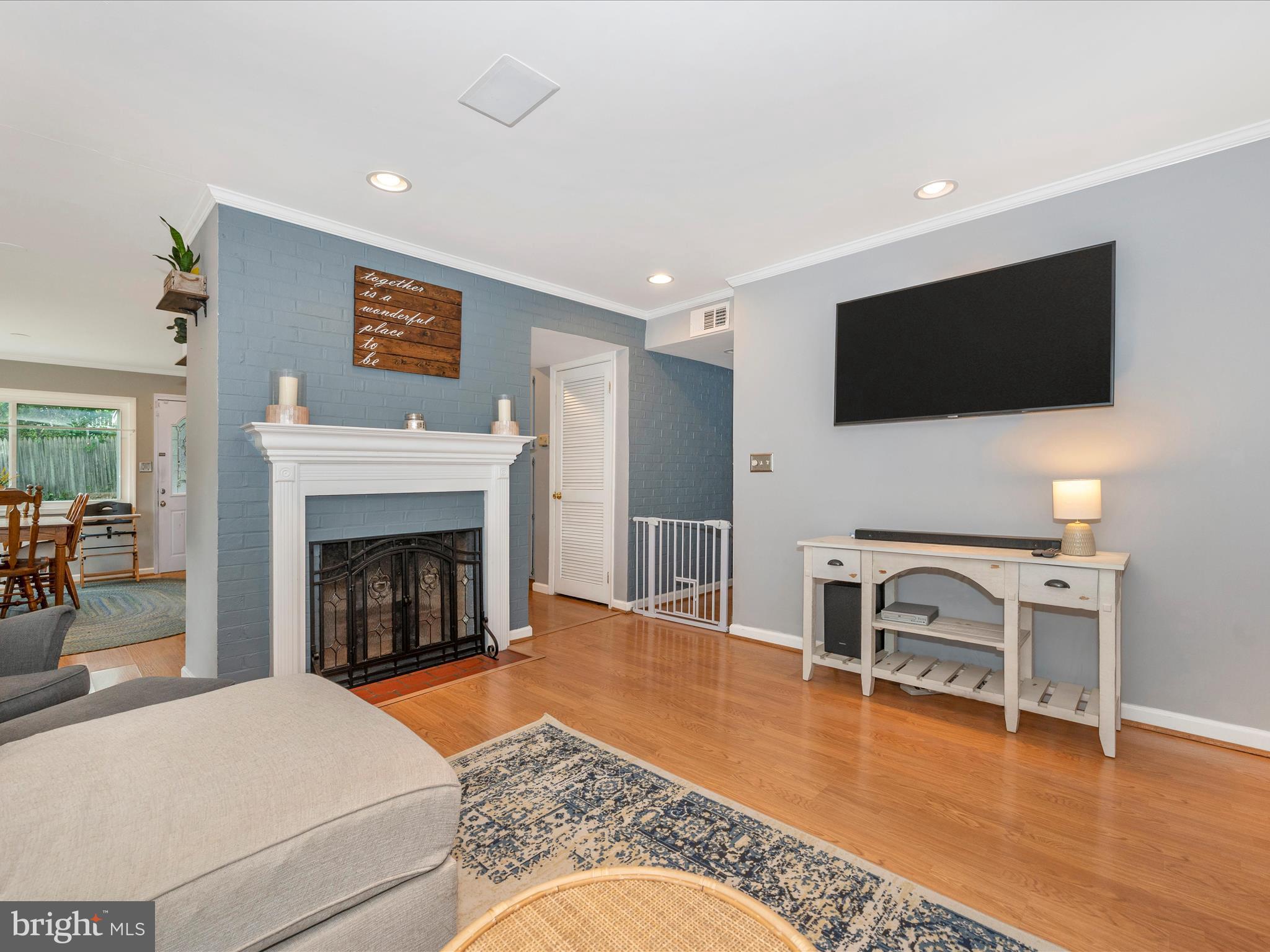 9814 Cottrell Terrace Silver Spring, MD 20903 - Photo 9 of 48 Living Room