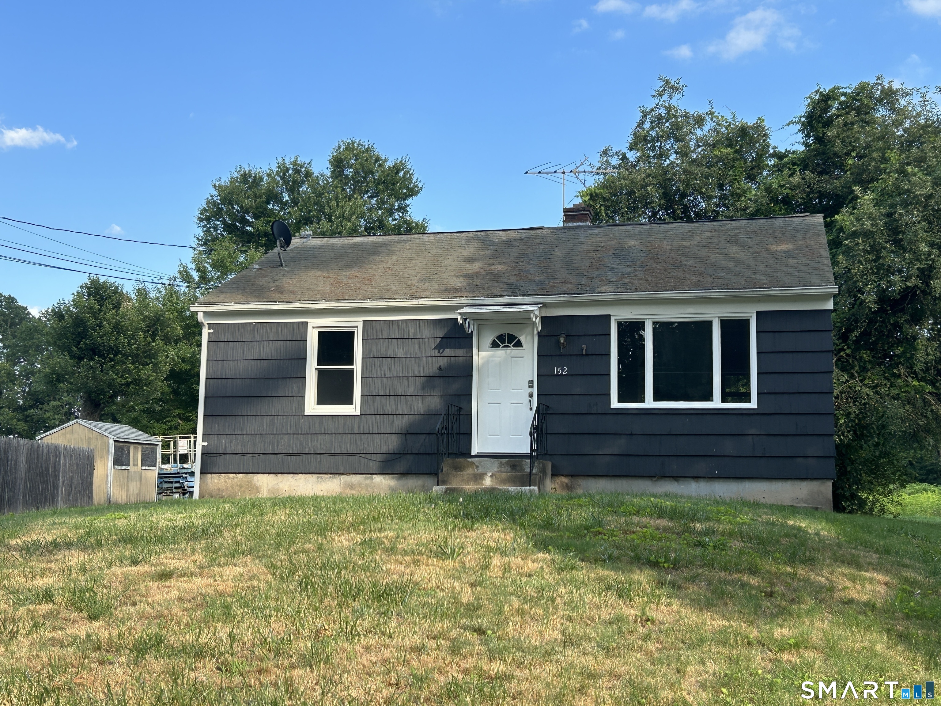 152 Cottage Road Enfield, CT 06082 - Photo 4 of 25