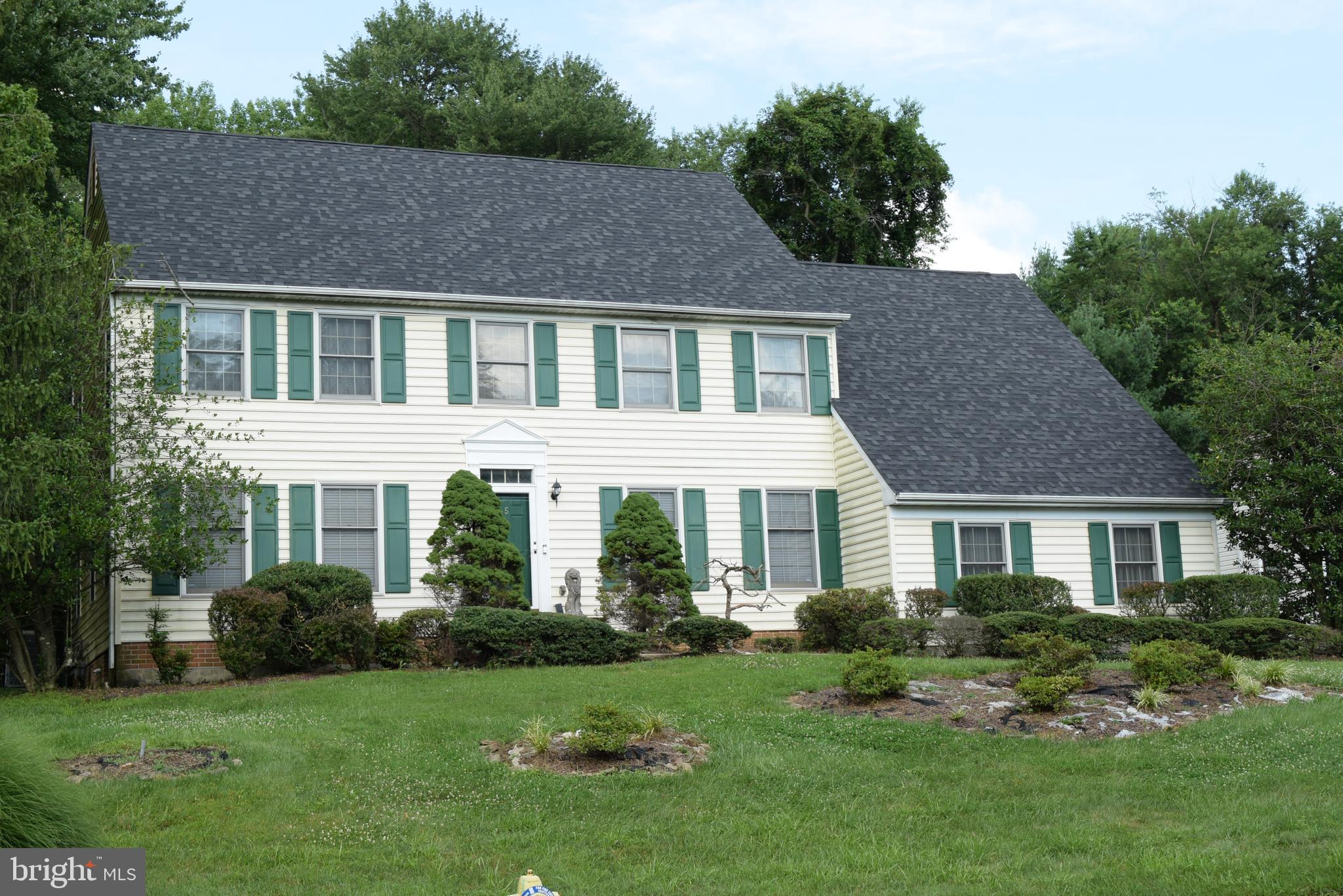 5 Montague Road Newark, DE 19713 - Photo 1 of 37 great exterior