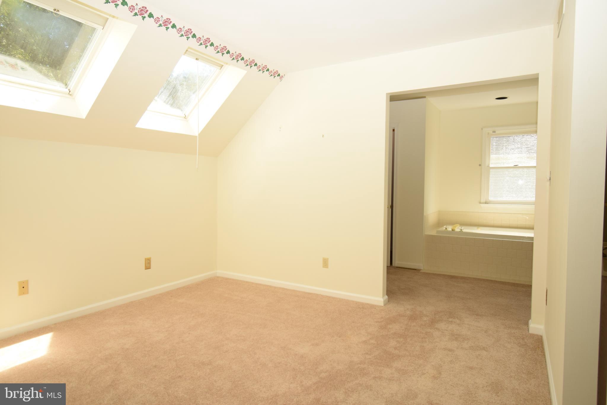5 Montague Road Newark, DE 19713 - Photo 20 of 37 Master suite bedroom