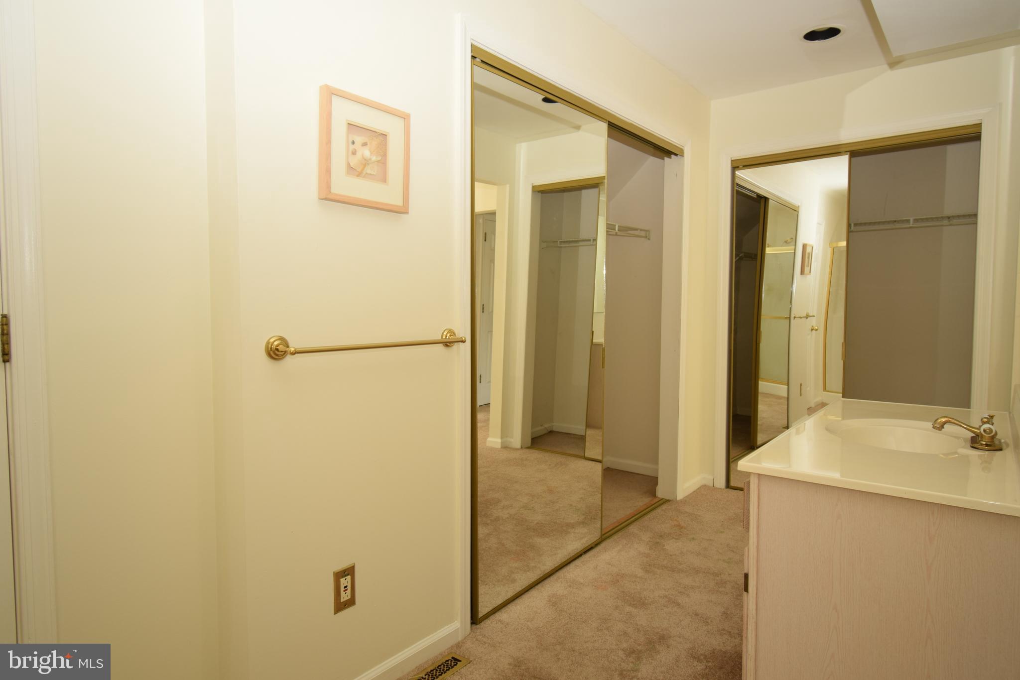 5 Montague Road Newark, DE 19713 - Photo 22 of 37 Master bath