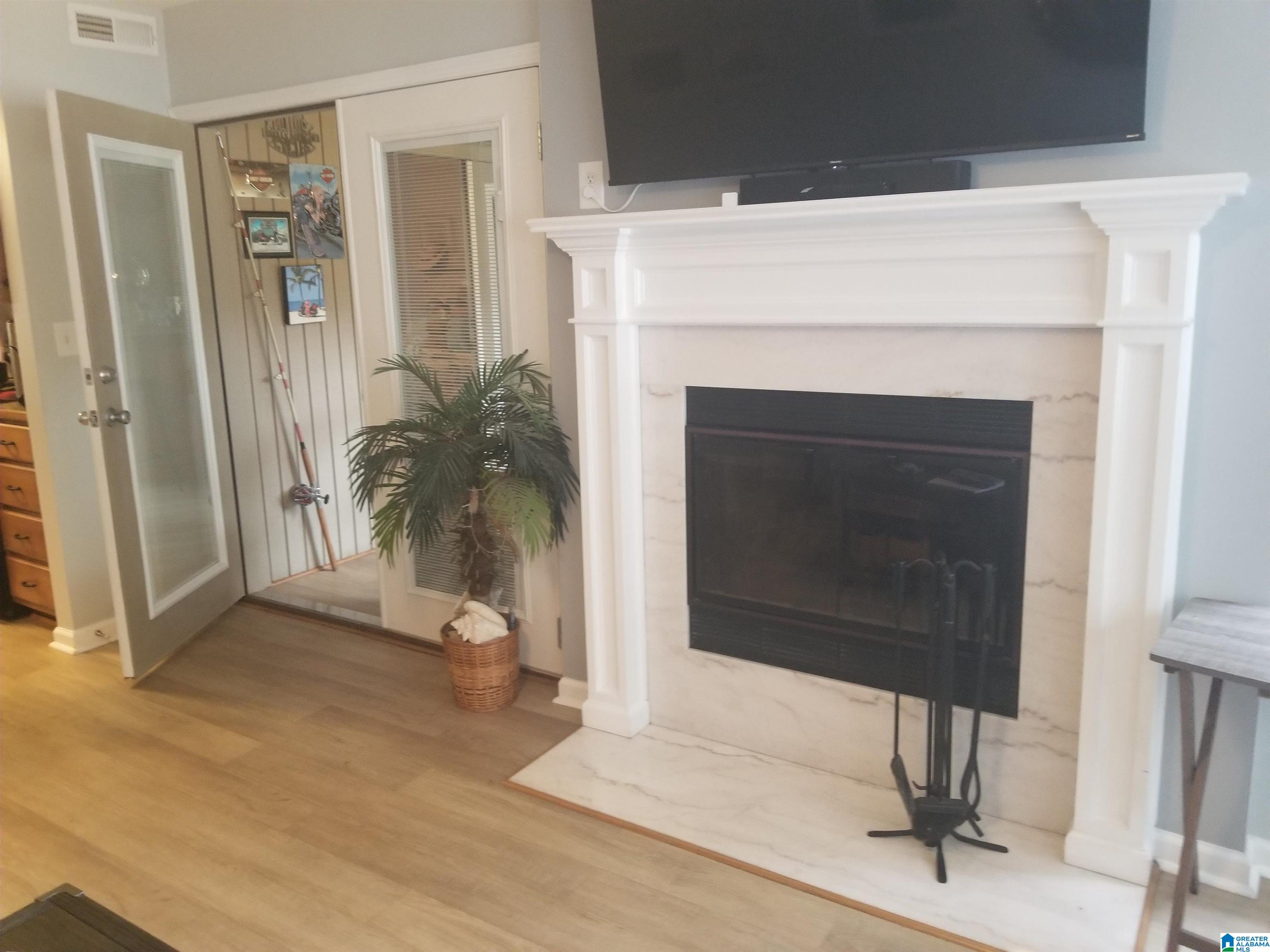 403 Paradise Isle, Unit 403 Riverside, AL 35135 - Photo 7 of 70
