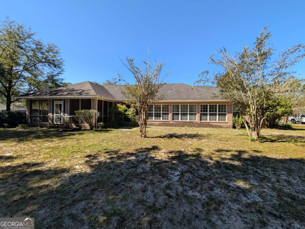 775 Catherine Street Jesup, GA 31546 - Photo 4 of 37