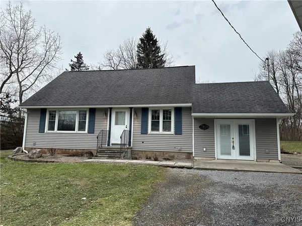 $1,950 | 7336 Wheatley Road, Cicero, NY 13057