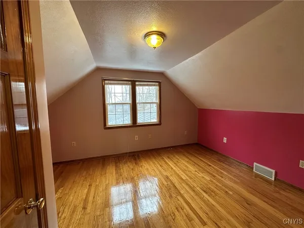 $1,950 | 7336 Wheatley Road, Cicero, NY 13057