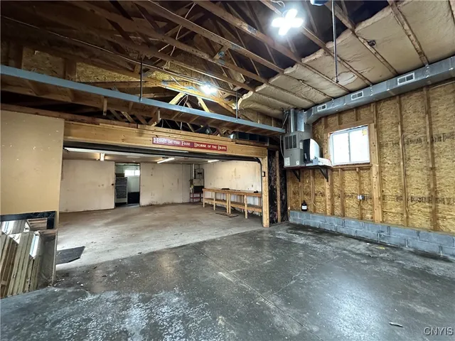 $2,700 | 7336 Wheatley Road, Cicero, NY 13057