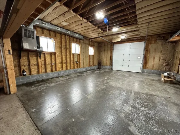$1,950 | 7336 Wheatley Road, Cicero, NY 13057