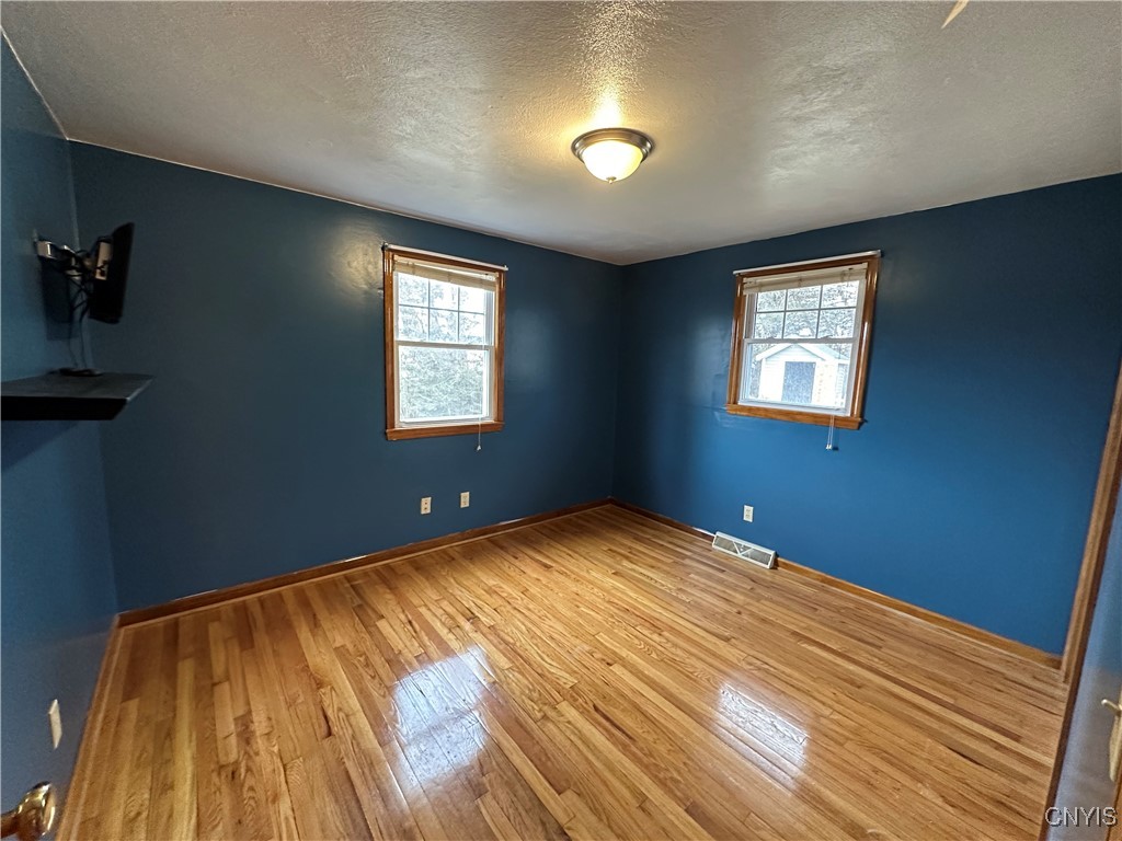 7336 Wheatley Road Cicero, NY 13057 - Photo 10 of 26