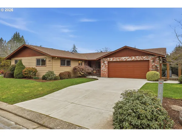 $499,000 | 1145 Northwest Sunnywood Court, McMinnville, OR 97128