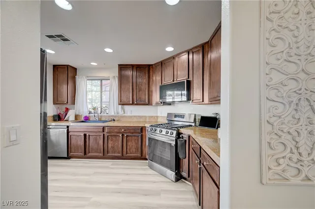 $304,000 | 7310 Camrose Ridge Place, Unit 101, Las Vegas, NV 89149