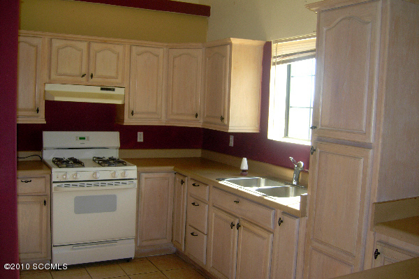 1026 B Circulo Golondrina Rio Rico, AZ 85648 - Photo 4 of 6