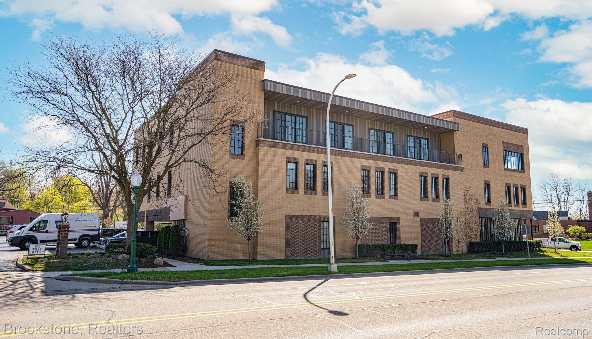 804 North Main Street, Unit 2H #9 Rochester, MI 48307 - Photo 1 of 33 web_804 N Main RH 2H.jpg