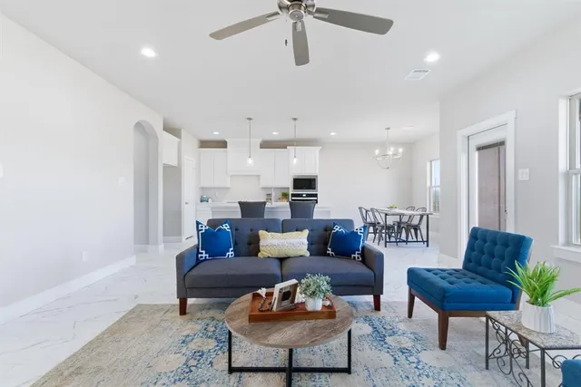 $325,000 | 498 Cumberland Trail, Jacksboro, TX 76458